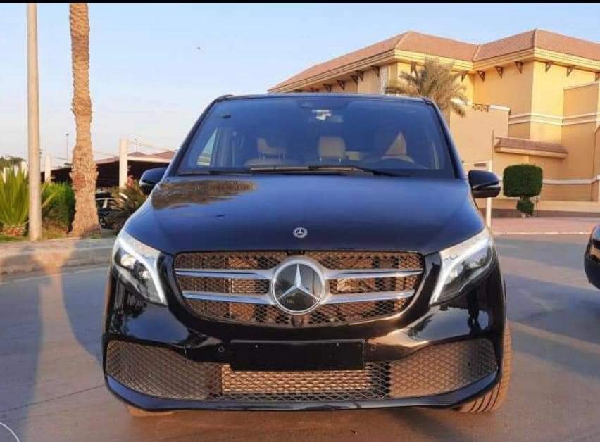 تأجير مرسيدس فيانو فى القاهرة
